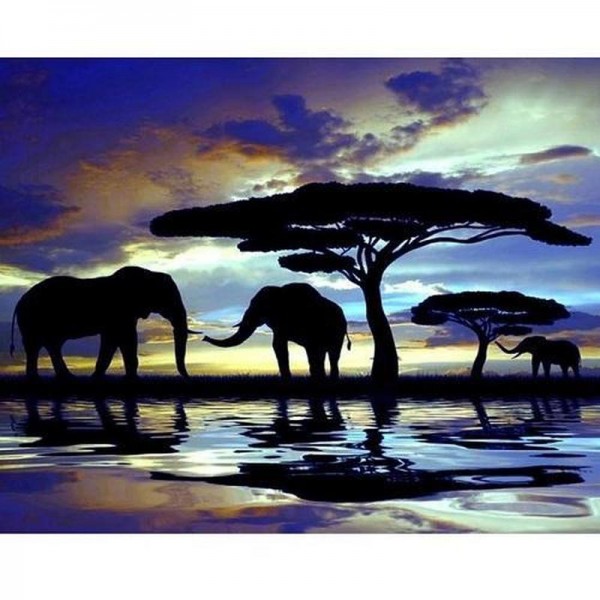 Elefantensilhouette bei Sonnenuntergang
