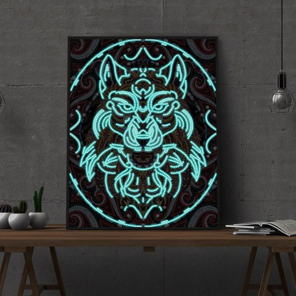 Wolf 2 | Im Dunkeln leuchtend 30x40cm